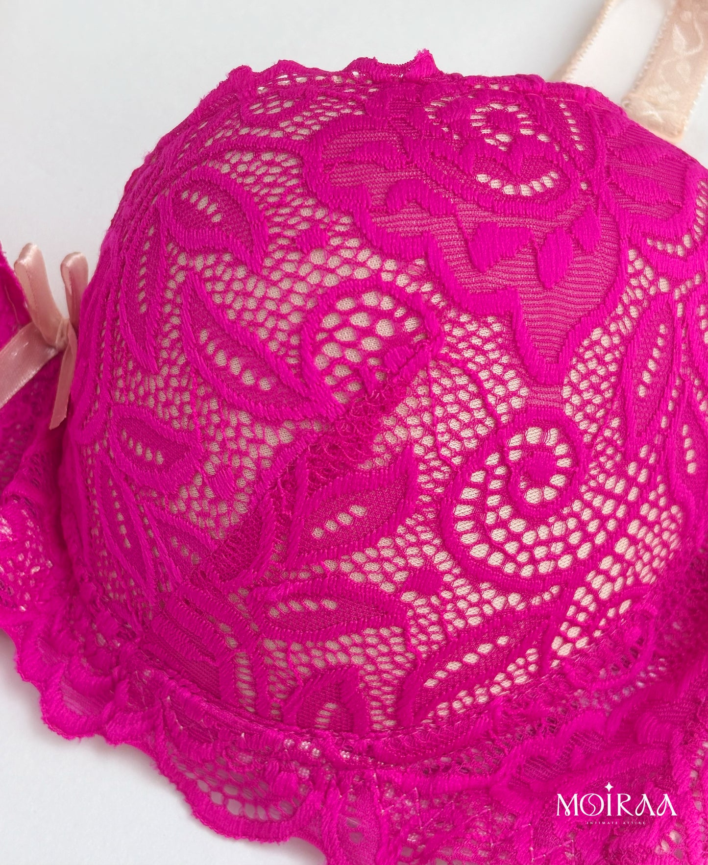 Moiraa Vibrant Muse Lace Set