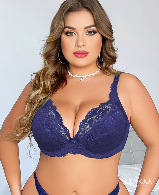 Bianca’s Lace Desire Curvy Bra