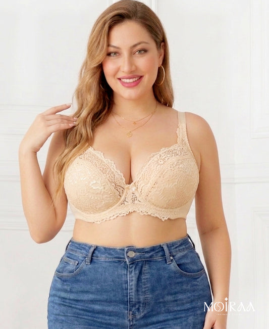 Bianca’s Lace Desire Curvy Bra