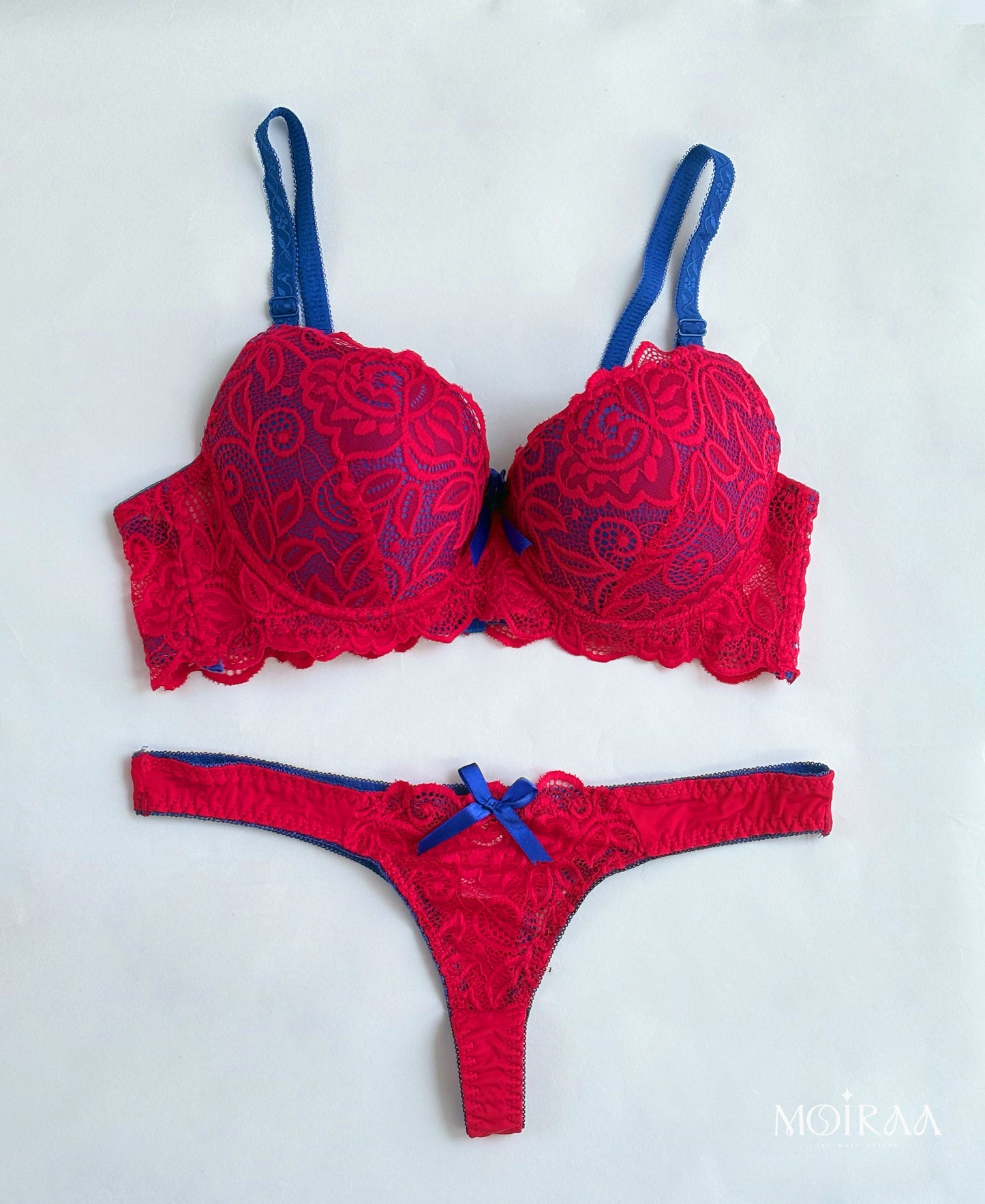 Moiraa Vibrant Muse Lace Set