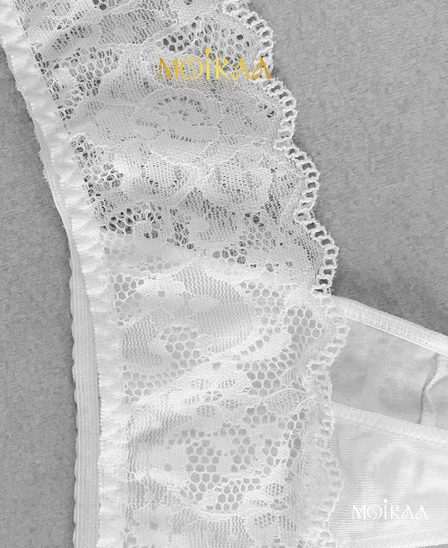 Moiraa Thong – White Bianco